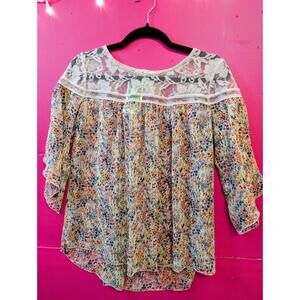 Sunlight Floral Chiffon Merallic Lace Tulip Sleeve Boho Peadant Top 2
